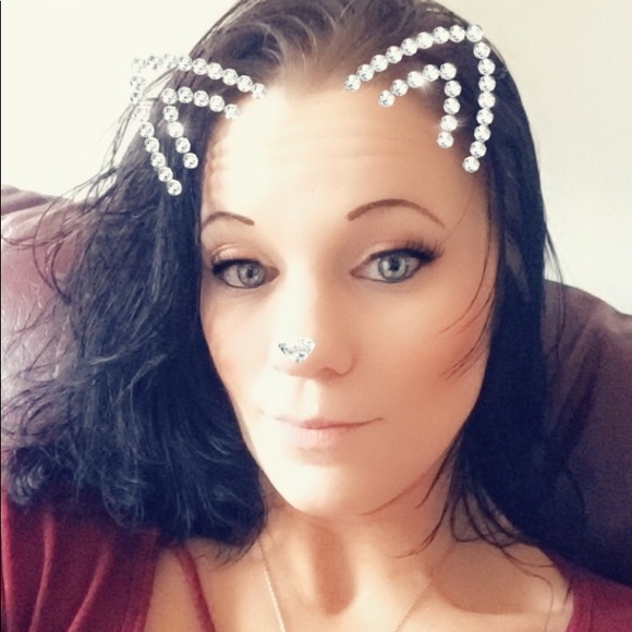 Meet your Posher, Amanda - Picture 4 of 7